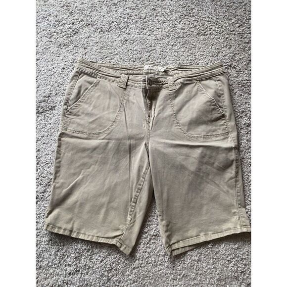 Torrid 22 KhakiDenim Shorts Womens 22 Cotton Blend Casual Hiking - Picture 2 of 10